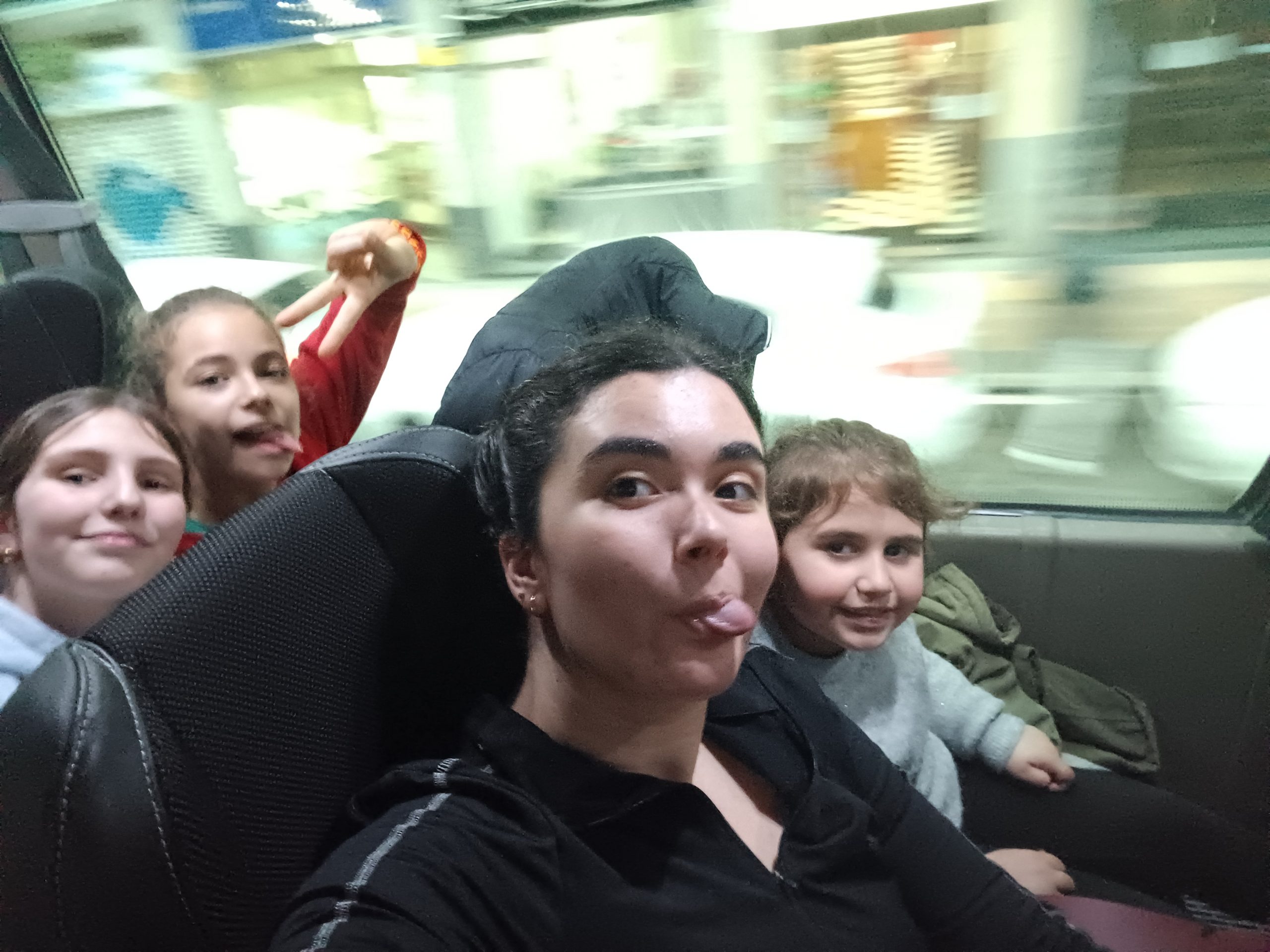 ILUNAK, ITZALAK ETA ARGIZTUAK IRTEERA MARTXOAK 2026